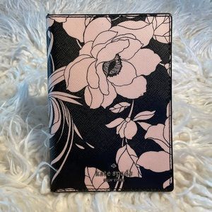 NWOT Kate Spade Floral Passport Holder